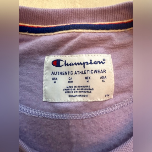 Champion Women’s crewneck - Picture 4 of 5